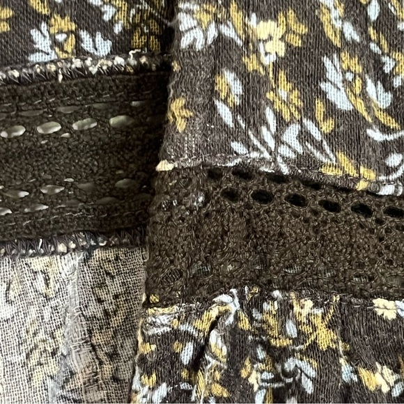 Women’s American Eagle Long Peplum Sleeve Crop Tie Front Blouse Top Size Medium - Picture 5 of 10